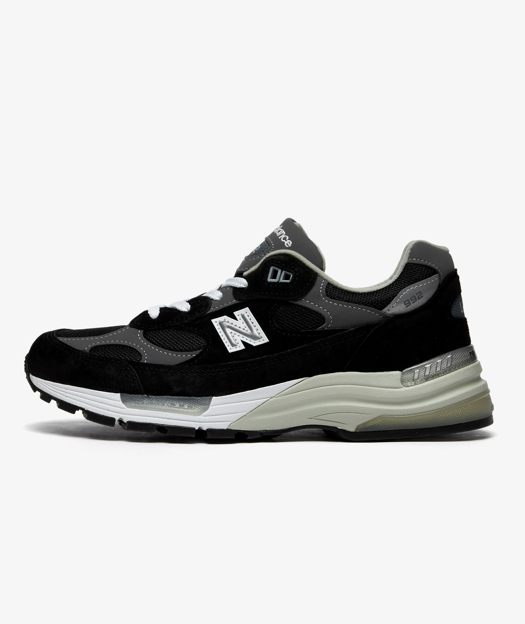 Black New Balance 992 | SVD