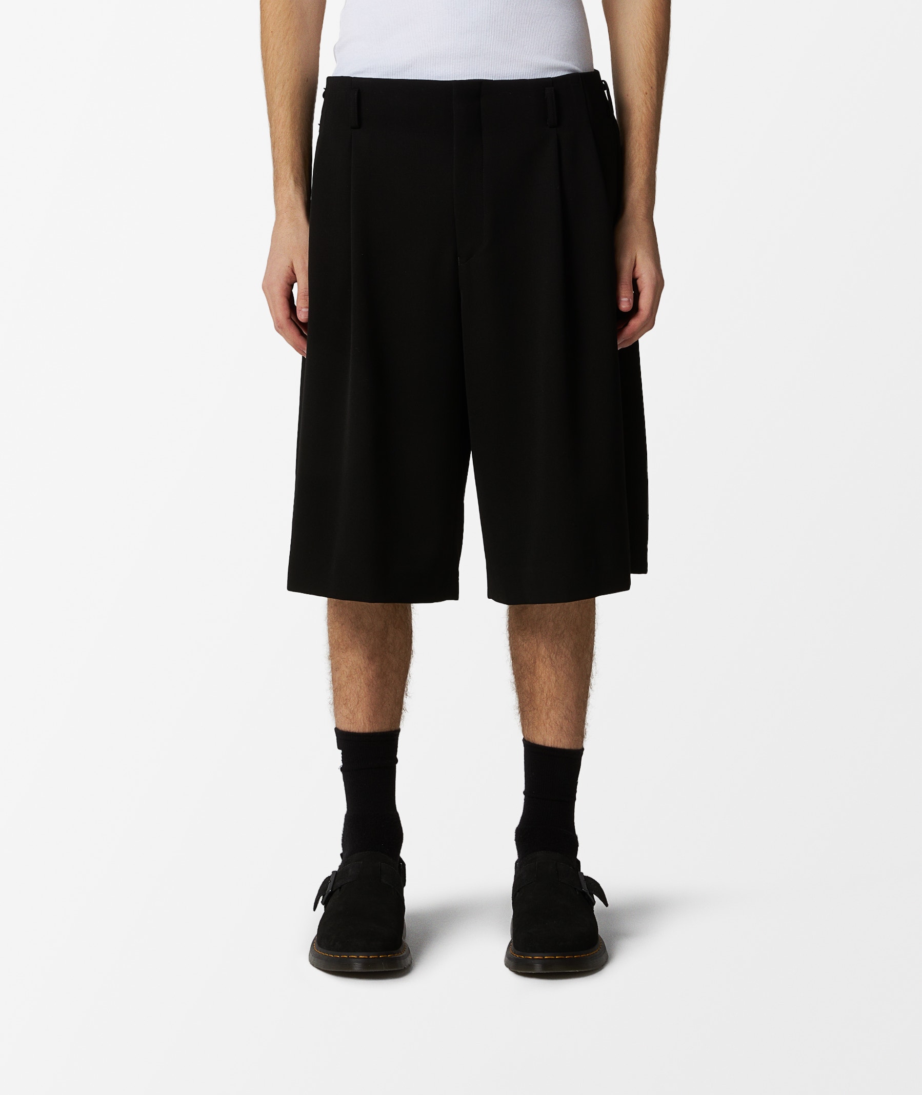 Comme des Garçons Homme Plus Pleated Shorts in Black | SVD USA