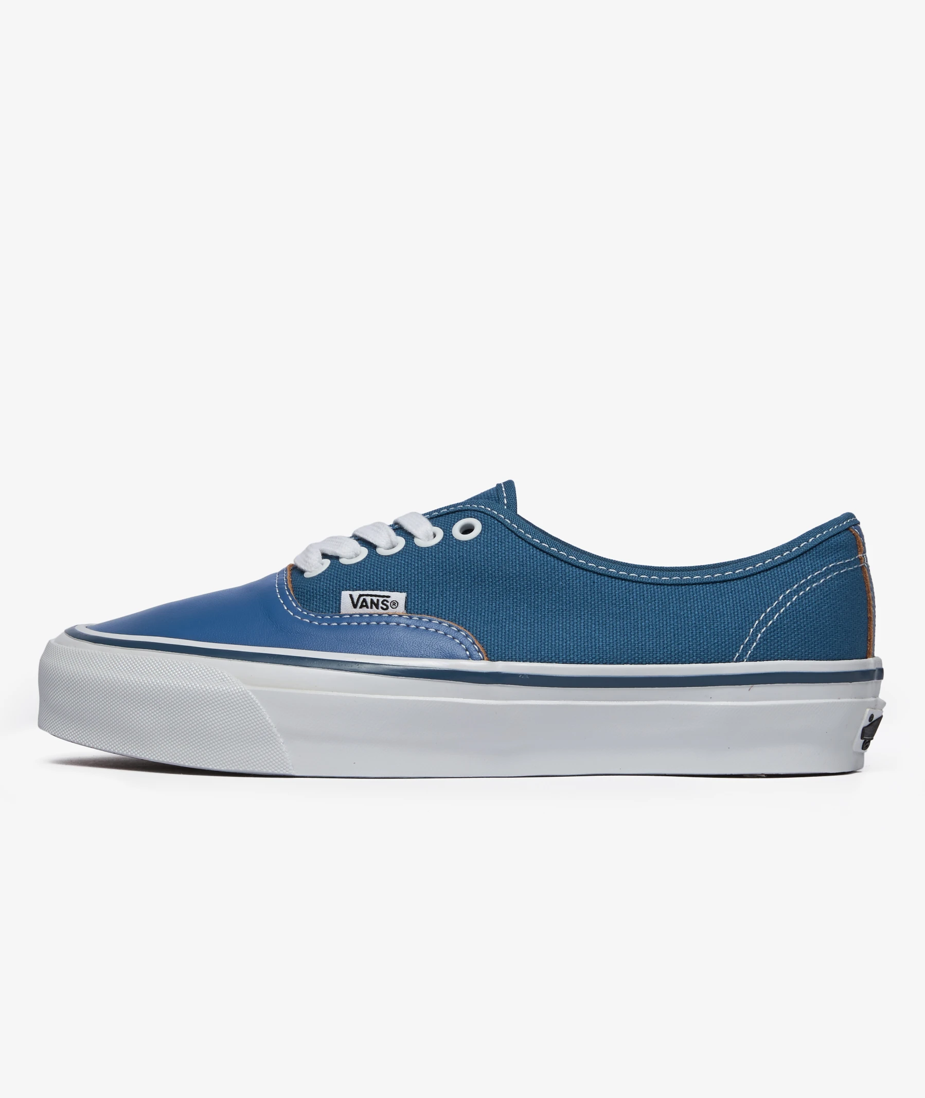 OTW by Vans Authentic Reissue 44 | LX BLACK/WHITE | SVD USA