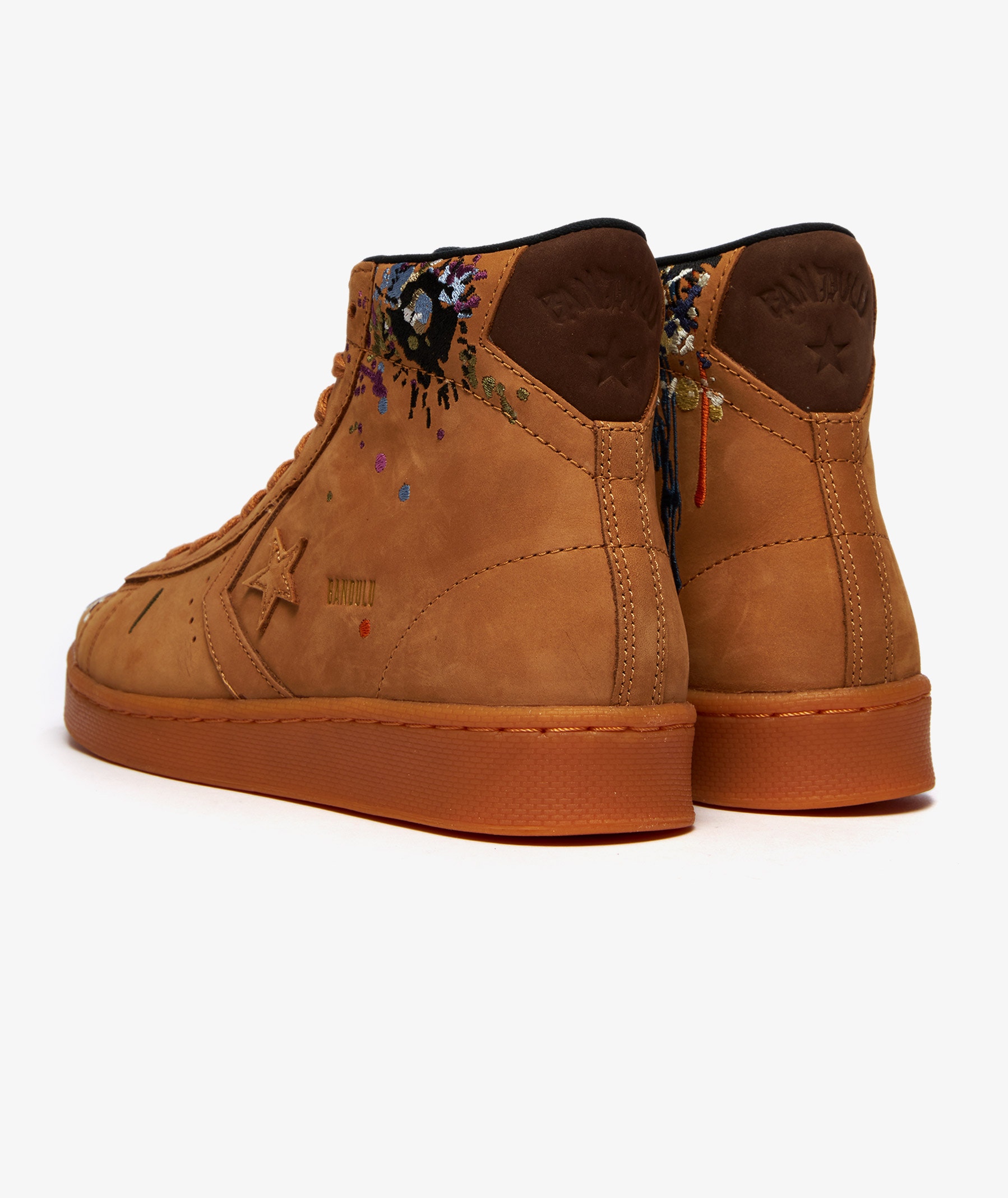 169908C_sivasdescalzo-Converse