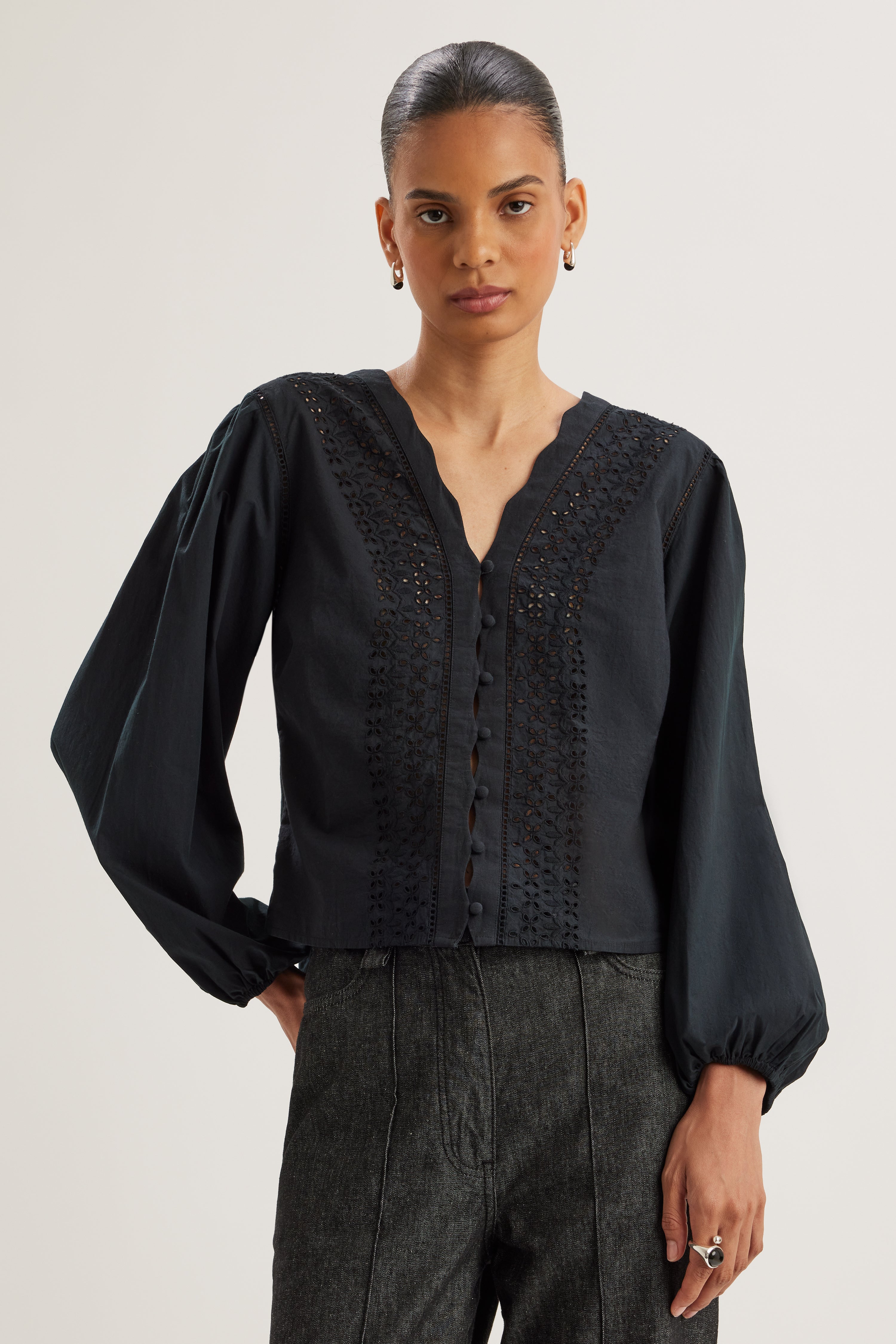 Eva Top in Black