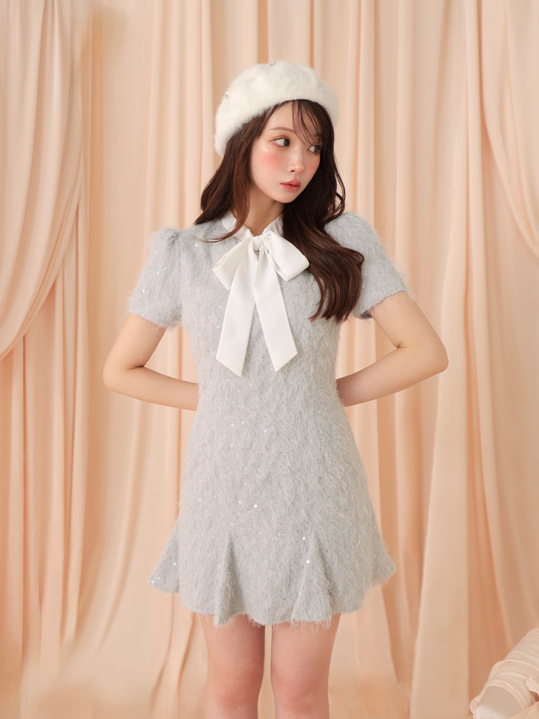 Feather sequin mini onepiece(eme10548) – M me eme