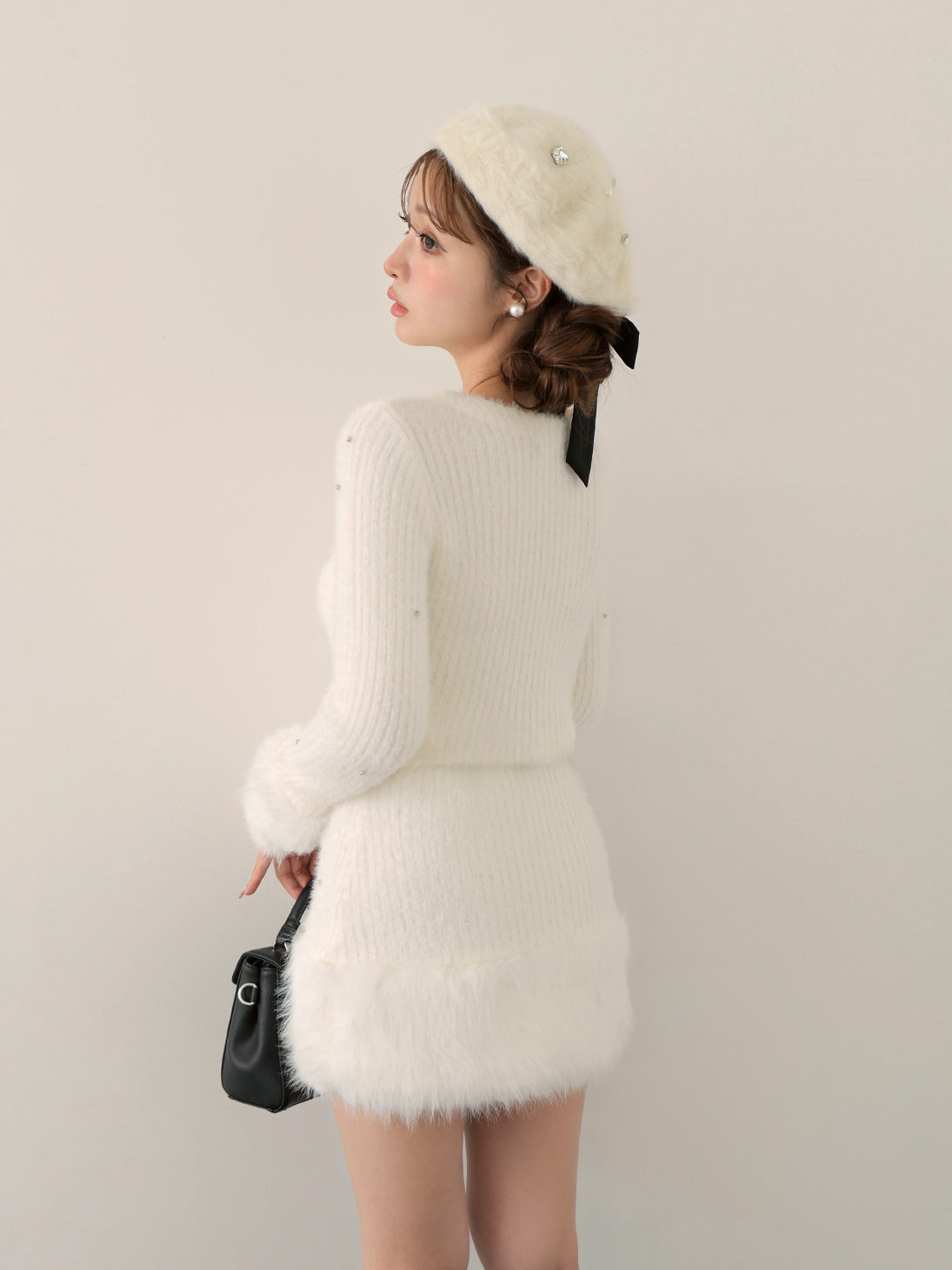 SALE】Bijou fur knit onepiece(eme10603) – M me eme