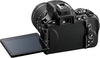 Amazon Canada: D5600 DX-Format Digital SLR w/AF-P DX NIKKOR 18