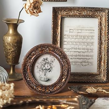 Amazon.com - SIKOO Small Vintage 3×3 Round Picture Frame Antique
