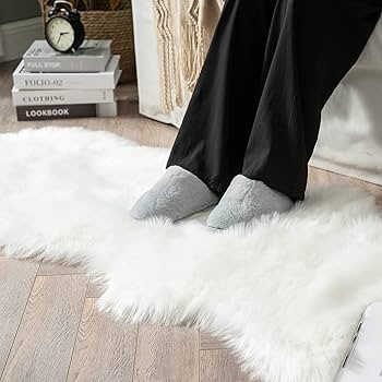 Amazon.com: MIULEE Luxury Super Soft Fluffy Area Rug Faux Fur