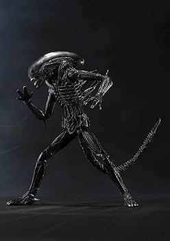 Amazon.com: Bandai Tamashii Nations S.H. Monsterarts Alien Big