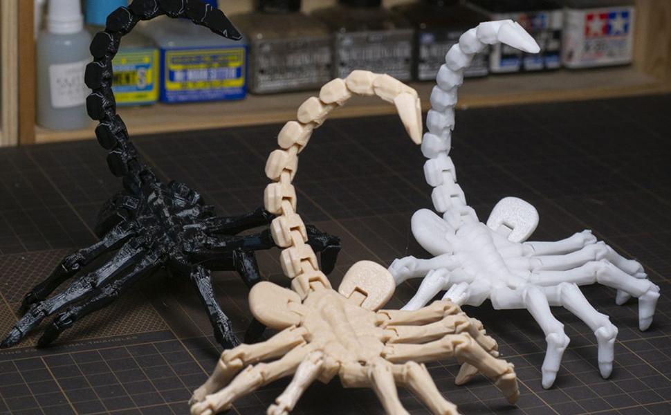 Amazon.co.jp: Facehugger アクションフィギュア、3D プリント