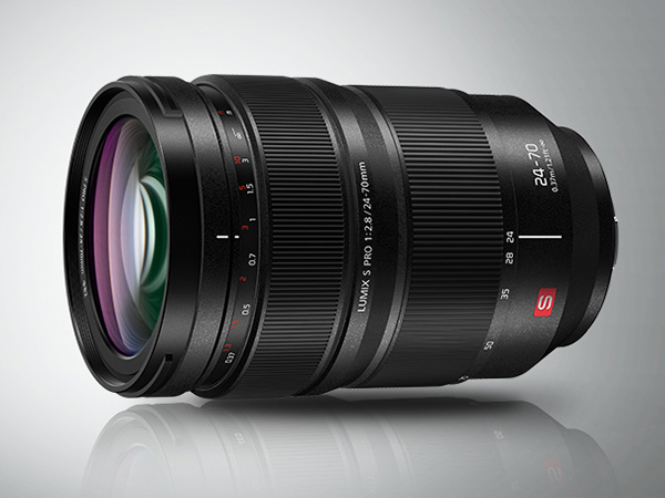Amazon.com : Panasonic Lumix S Pro 24-70mm F2.8 L-Mount