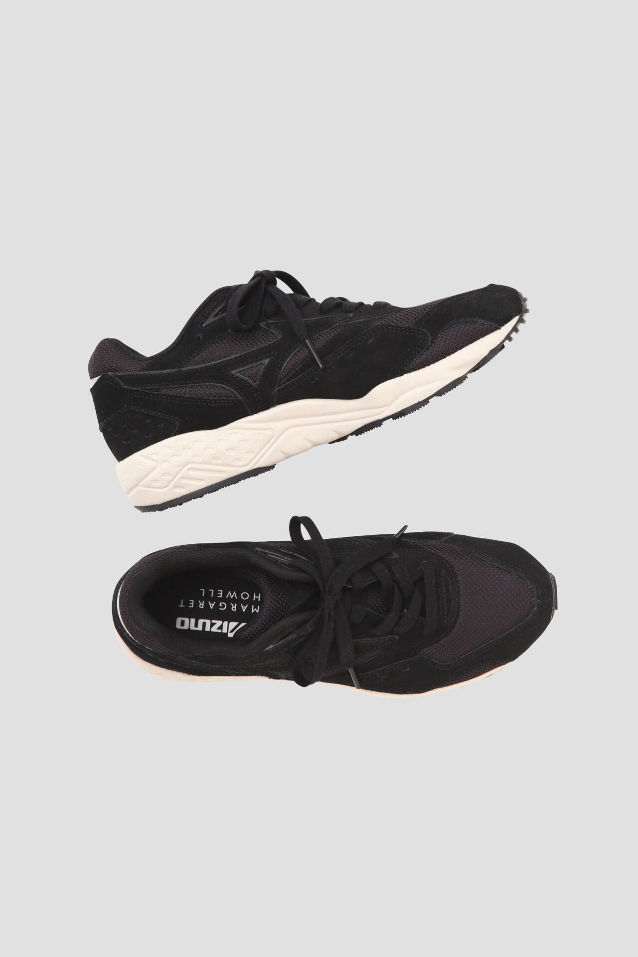 MIZUNO TRAINING SHOES | MARGARET HOWELL（マーガレット・ハウエル