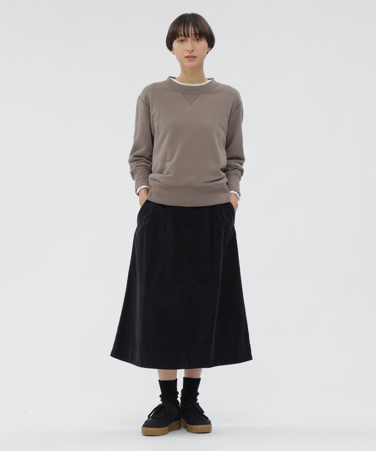 DRY COTTON NEEDLECORD SKIRT | MARGARET HOWELL（マーガレット
