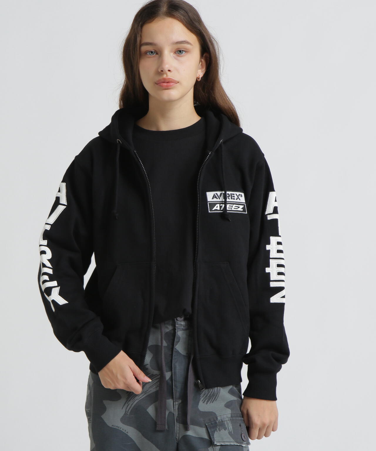 AVIREX × ATEEZ / SLEEVE LOGO PARKA | AVIREX（アヴィレックス