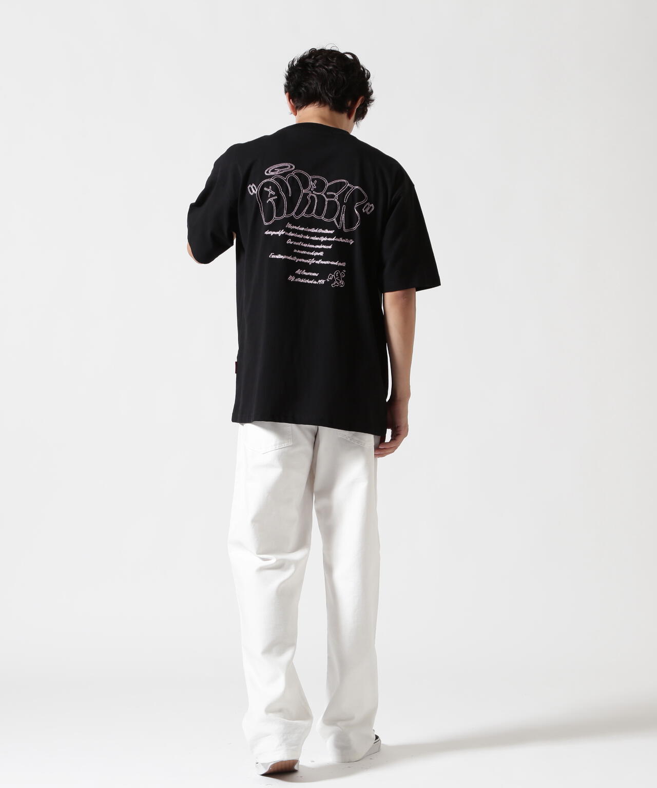 直営店限定》GRAFFITI EMBROIDERY T-SHIRT | AVIREX（アヴィレックス