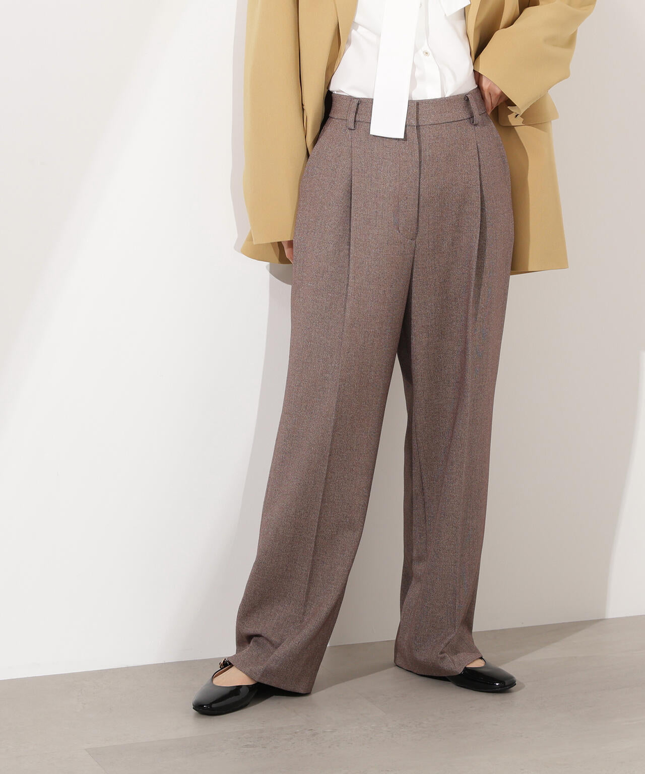 小室安未さん着用】ツィーディーワンタックストレートパンツ | N