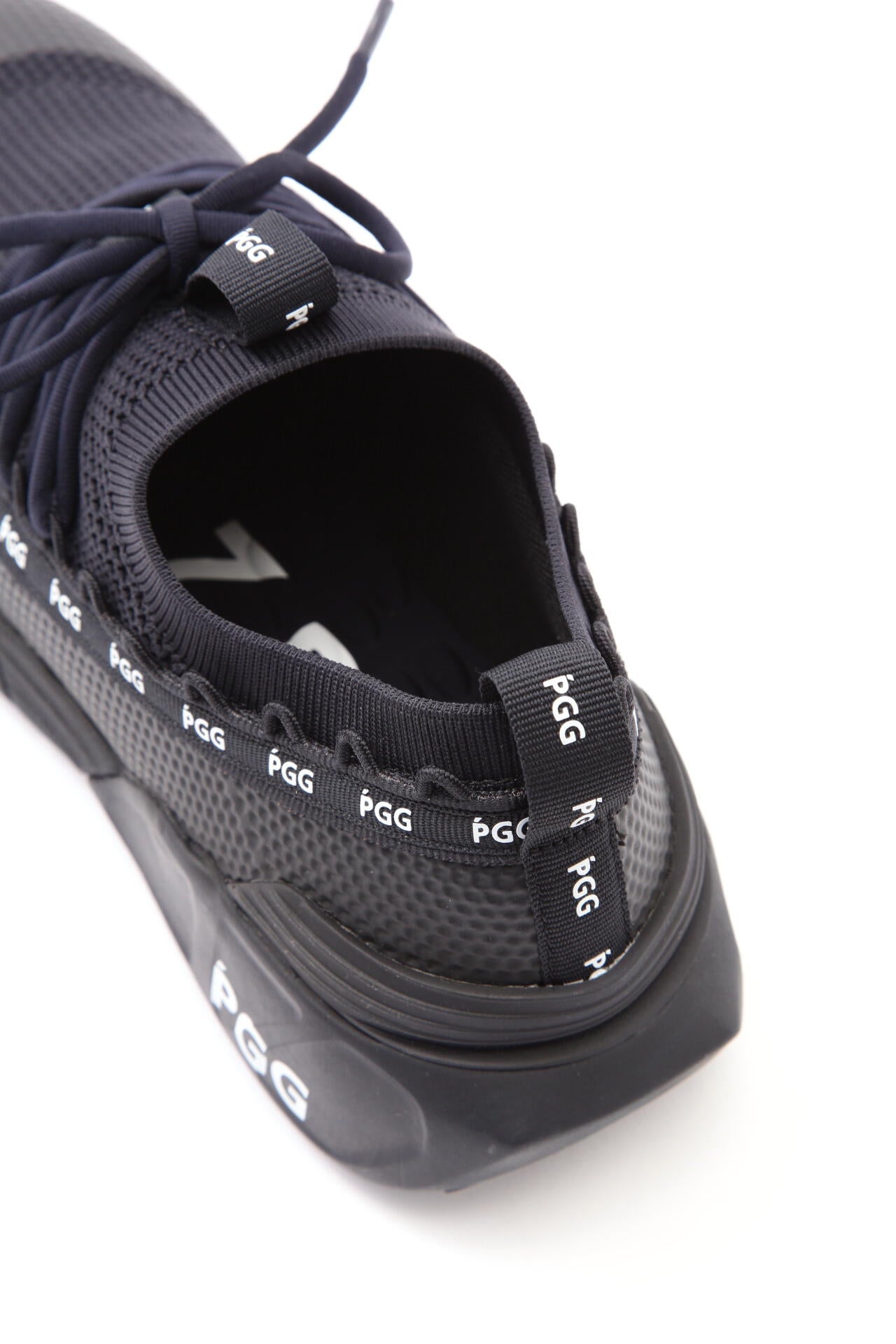 PGG】防水ニット ローカット スパイクレスゴルフシューズ (MENS