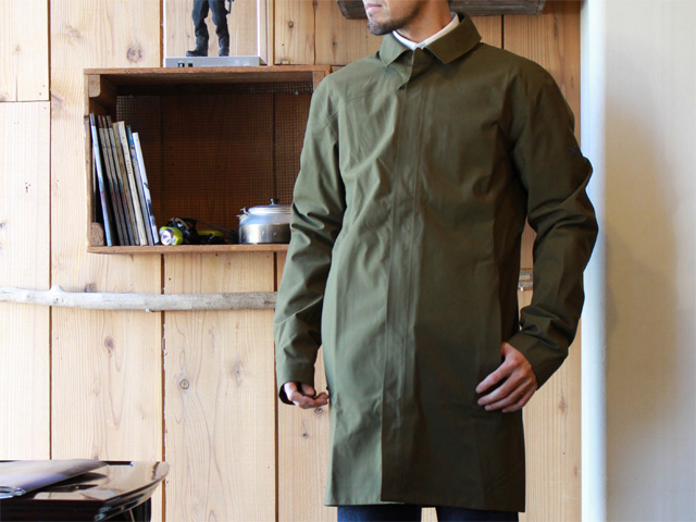ARC'TERYX のメンズコート。Keppel Trench Coat（ケッペル トレンチ