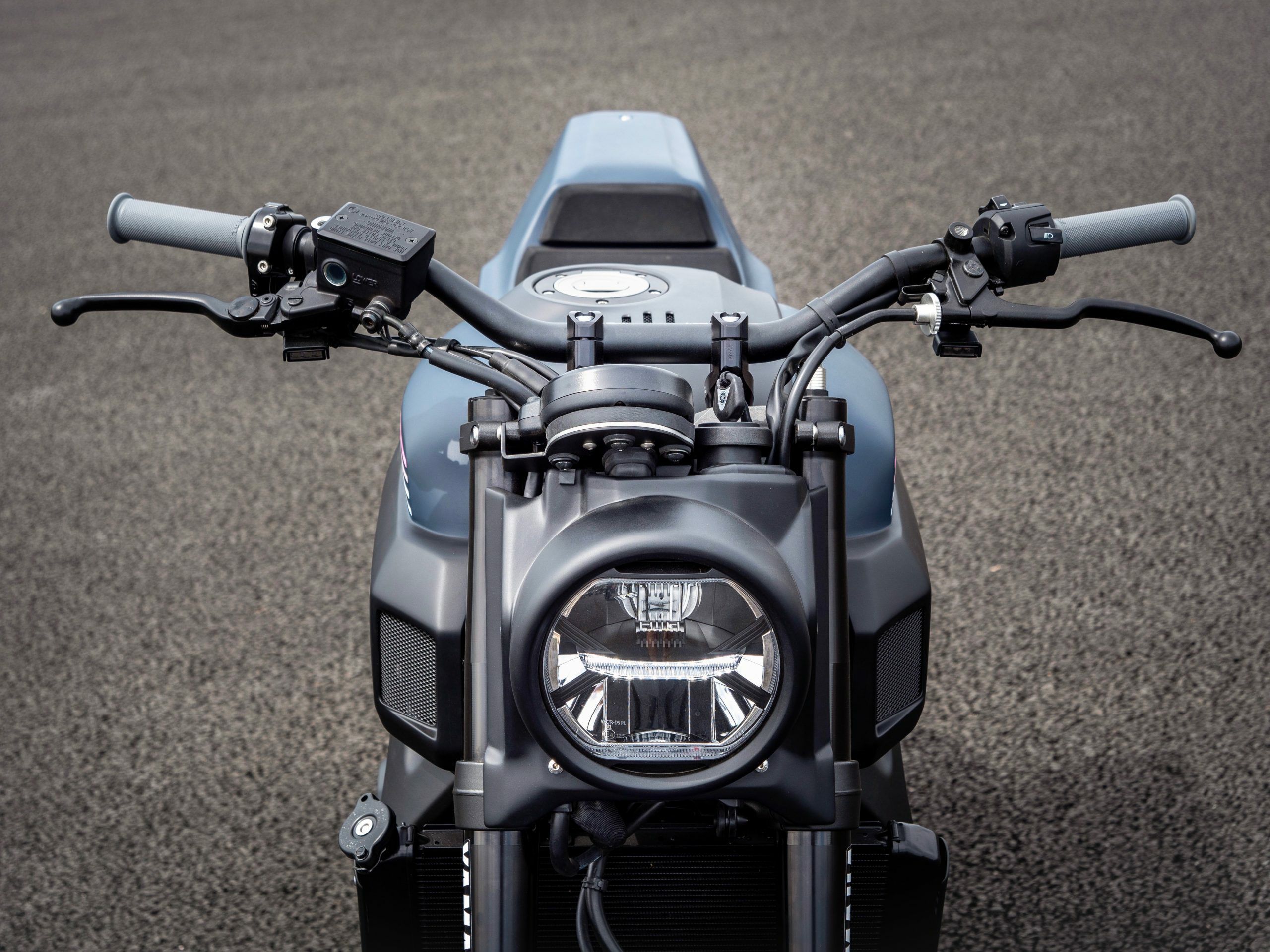 JvB-MOTO タンクカバー XSR900 | バイクカスタムパーツ専門店