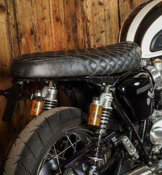 トライアンフ (Street Twin)ストリートツイン|シート|モトパーツ(MOTO