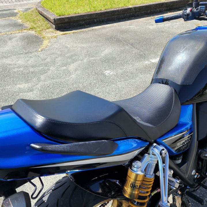 ZRX1200DAEG/1200R/1100 LOWシート ゲル入り 