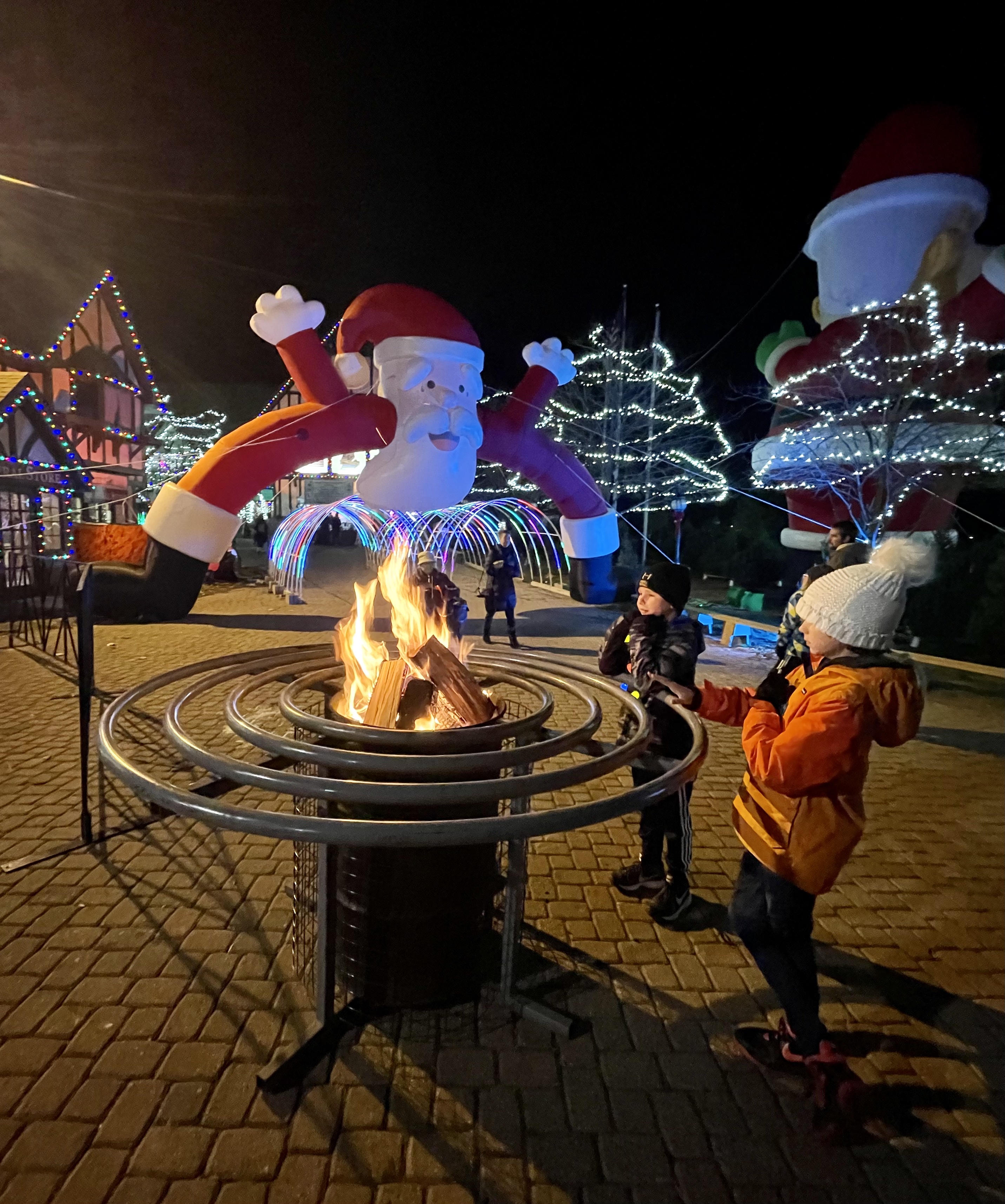 Enjoy Classic Christmas at the Canterbury Village Holiday Stroll