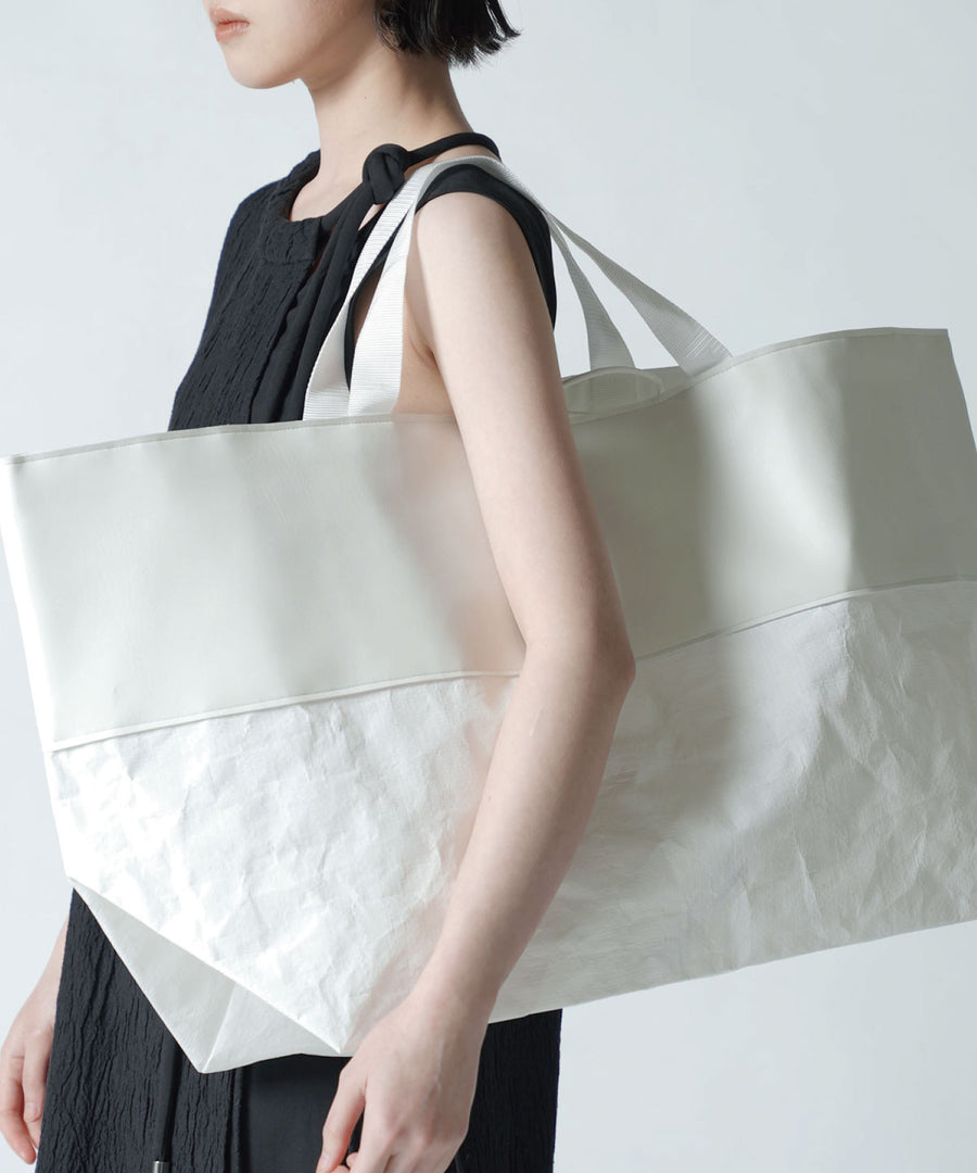 新品未使用最大値引きVIVAIA JAPAN 15Lバッグ ジグザグマザーズバッ