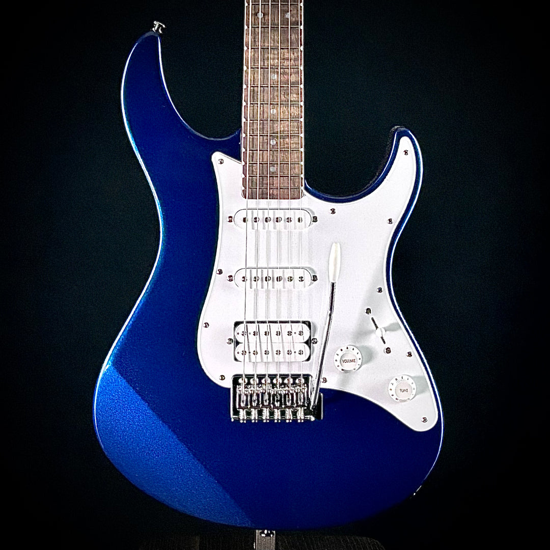 Yamaha PAC012 Pacifica – Music Villa MT