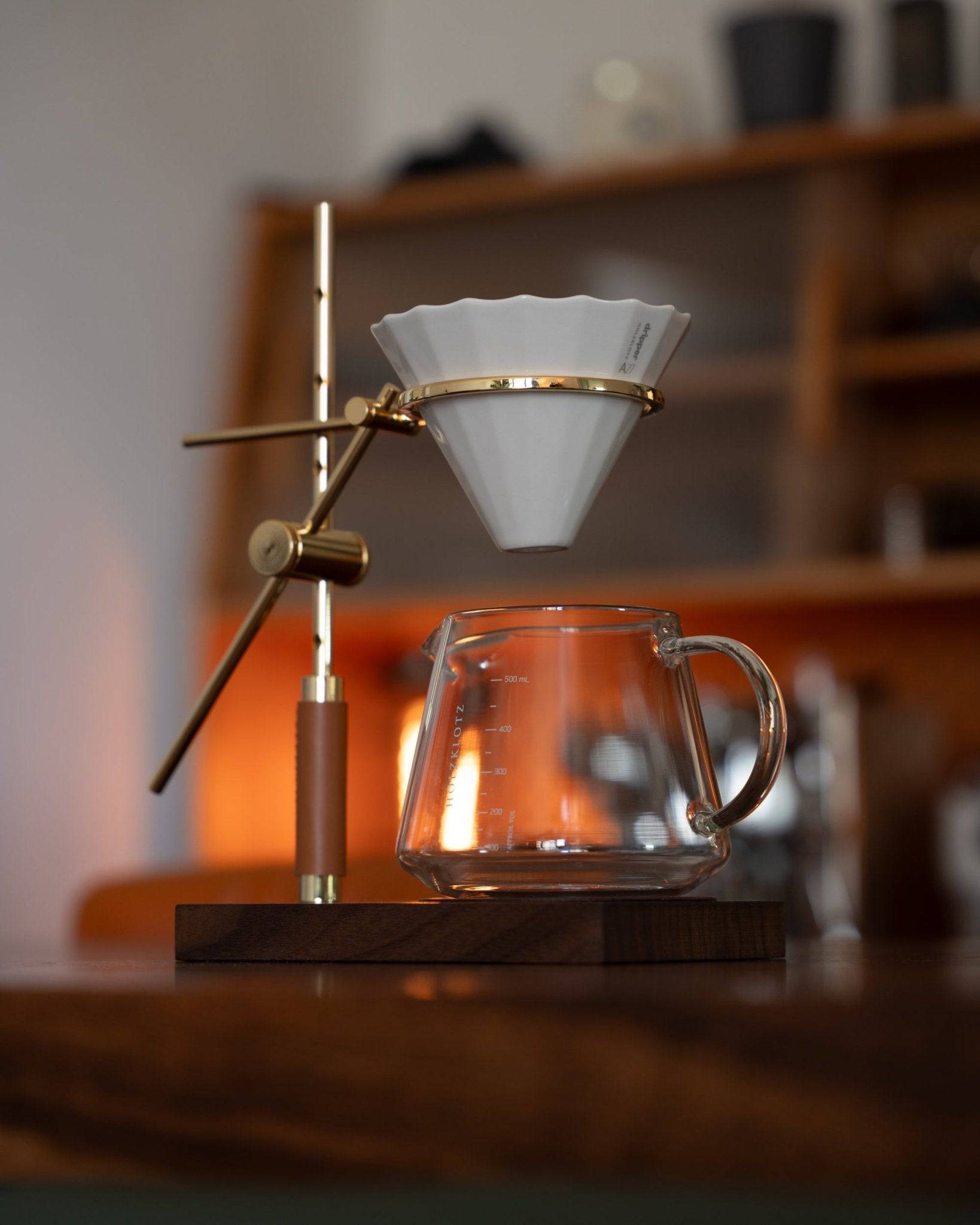 Holzklotzのハンドドリップコーヒーセット（コーヒースタンド