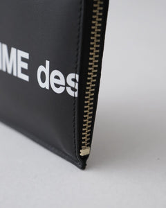 Wallet COMME des GARCONS HUGE LOGO ZIP WALLET – NCNR ONLINE STORE