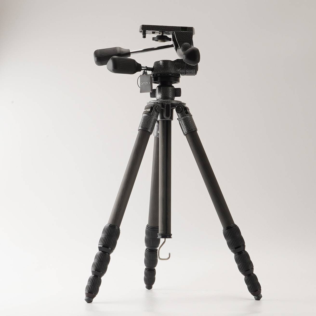Gitzo G1228 MK2 三脚 / Gitzo G2270M 雲台 – Natural Camera