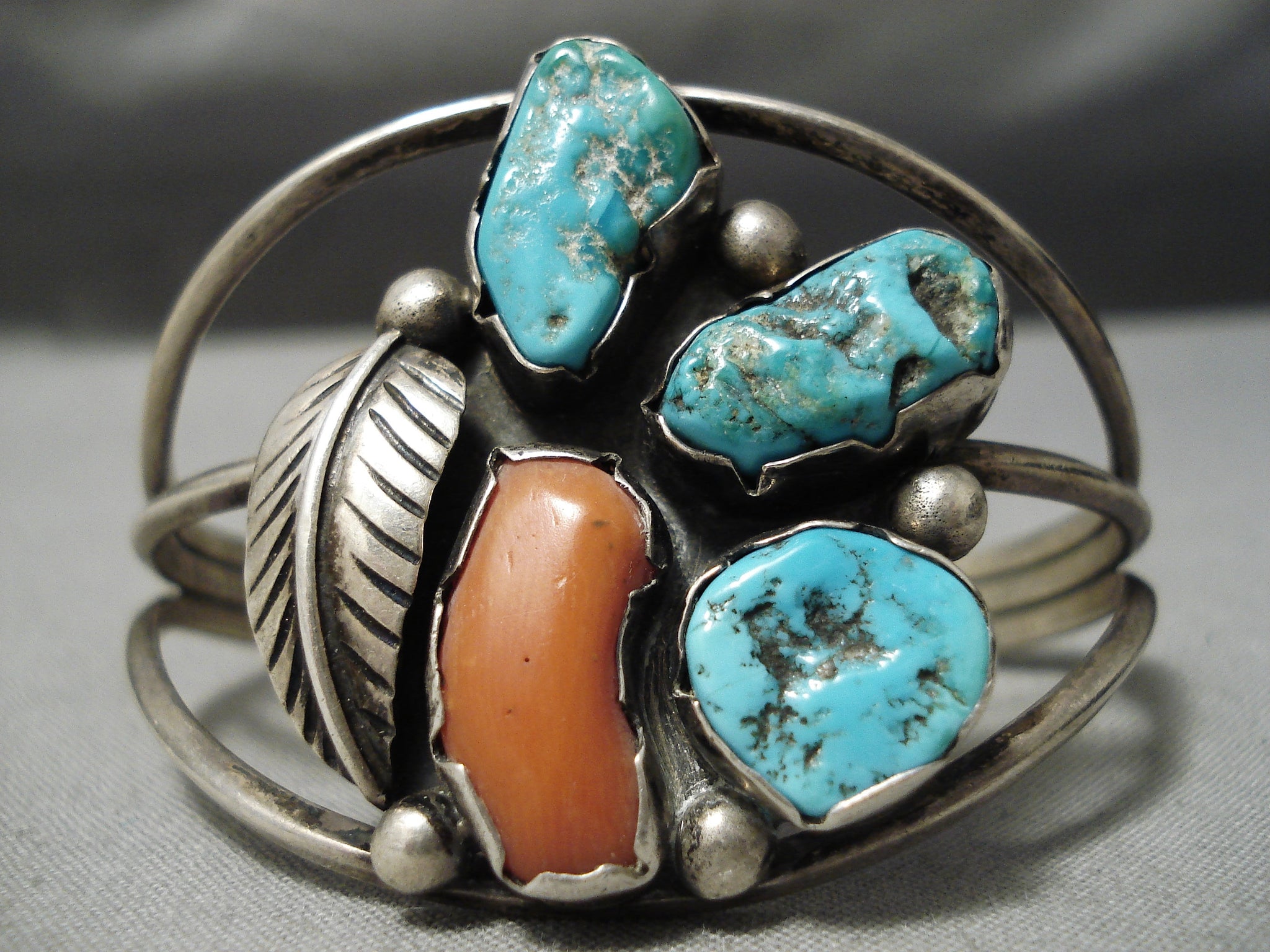Superb Vintage Native American Navajo Chunky Coral Turquoise