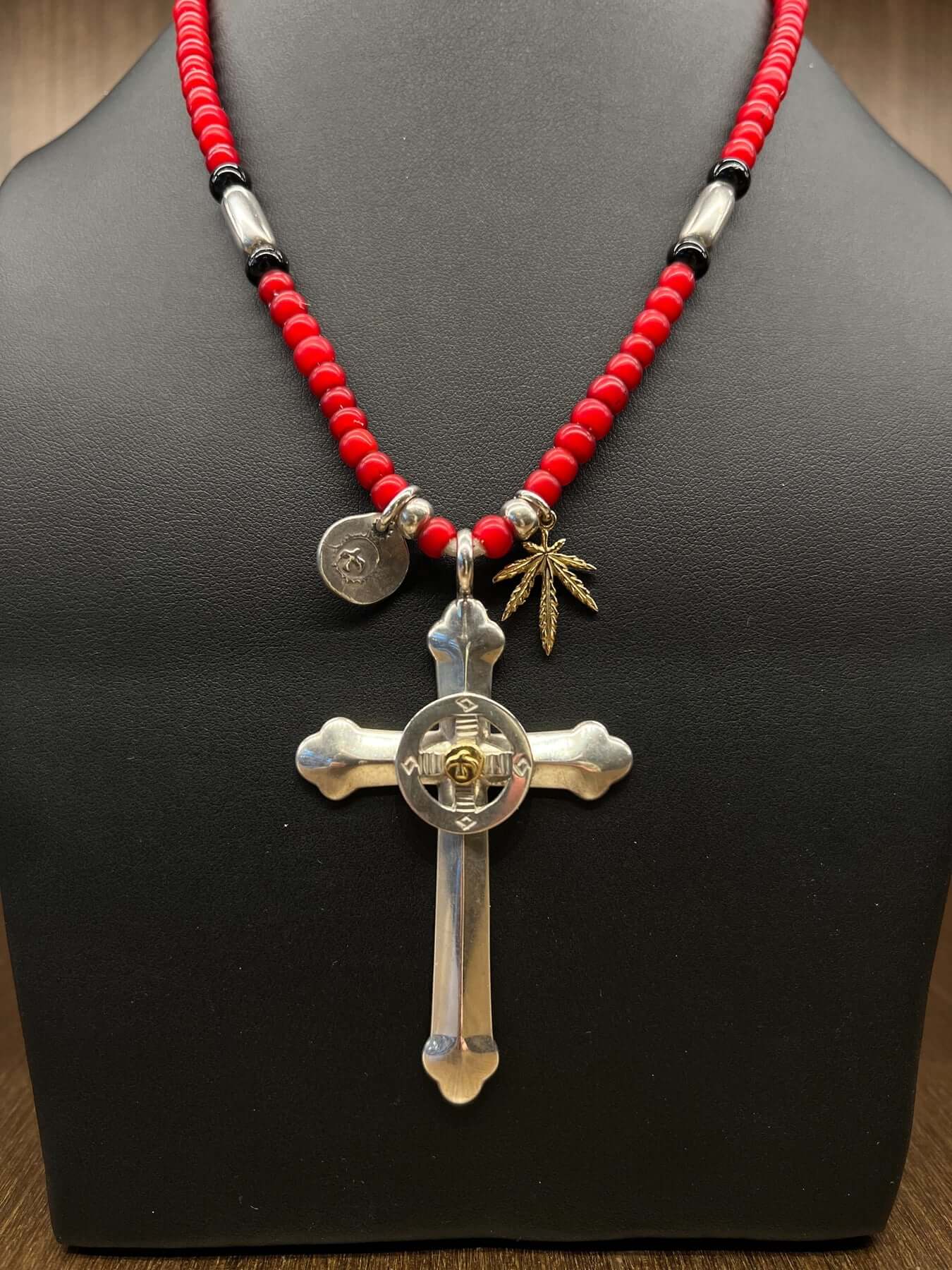 Goros Silver Wheel Cross With K18 Gold + Antique Red Beads Setup
