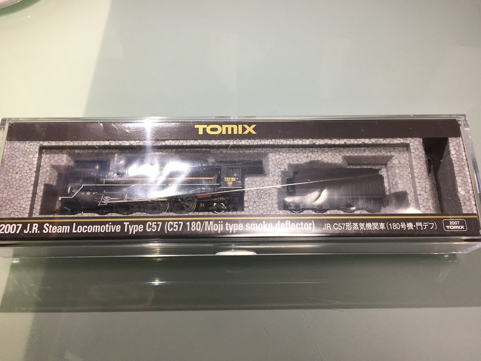 C57 180号機・門デフが 入線です。 TOMIX 2007 | NGaugeJP - 横濱模型