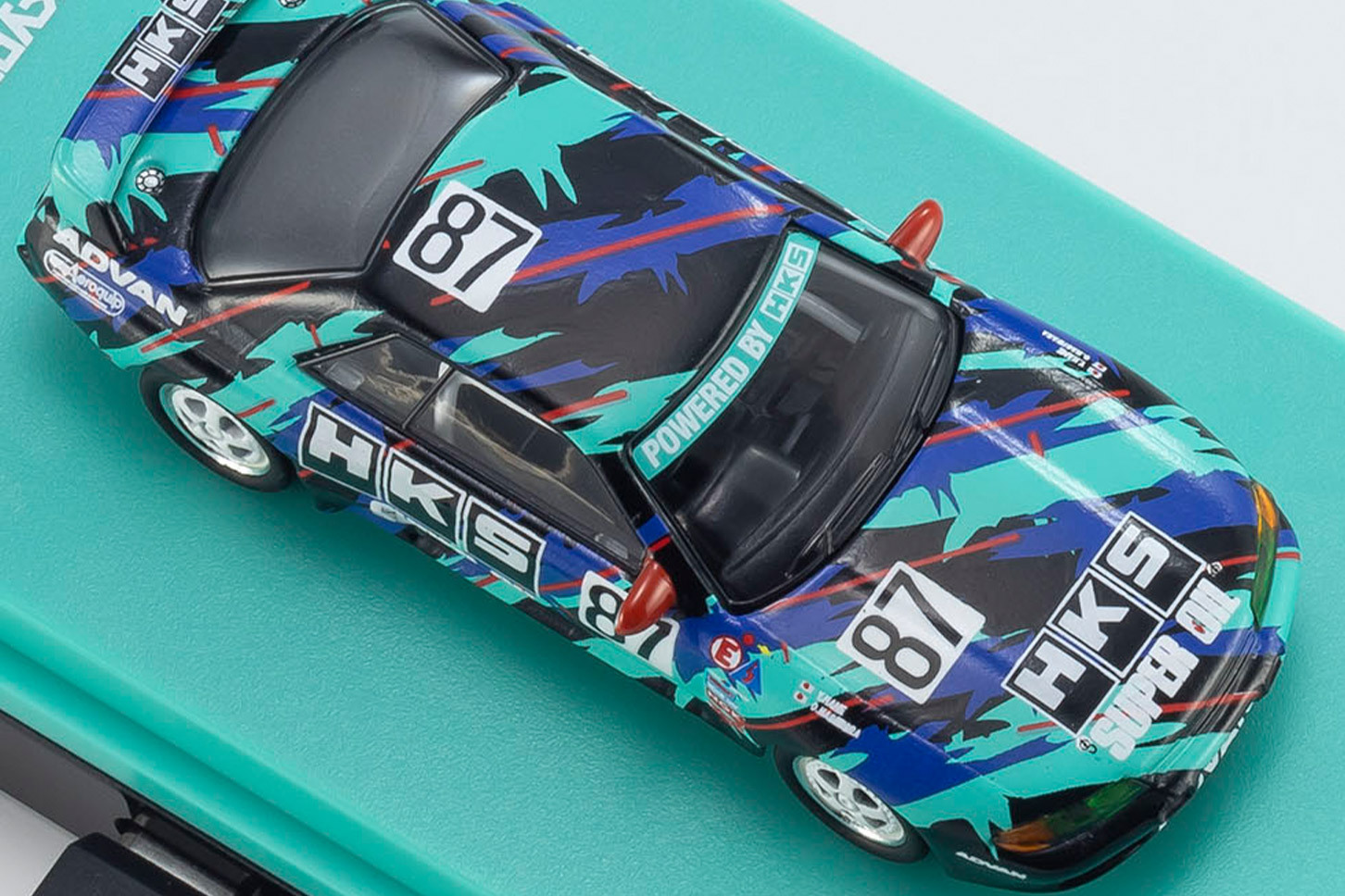 ファミマで買えるミニカーに「HKS スカイラインGT-R」が登場！ 京商