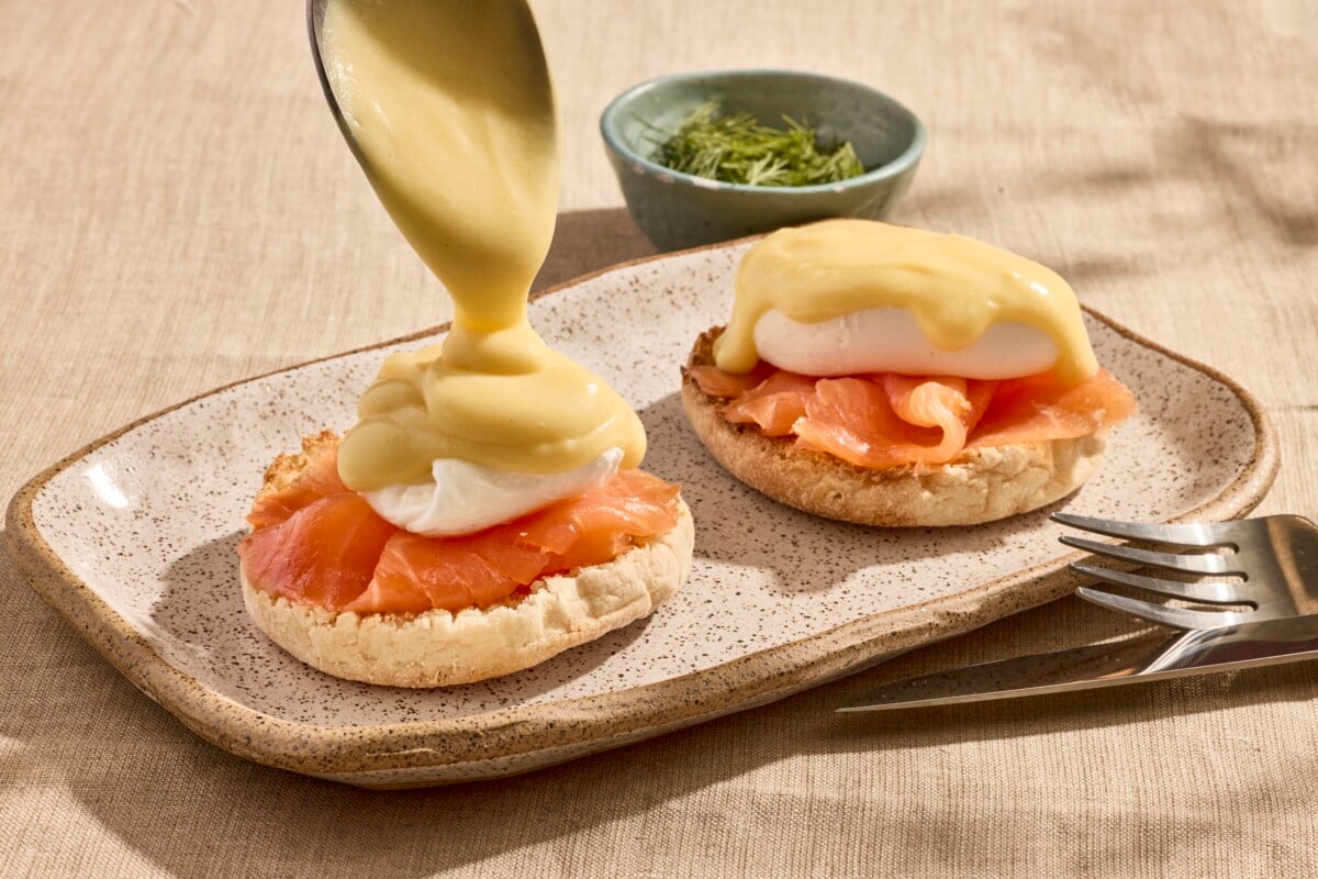 Easy Poached Eggs Recipe - Nick's Kitchen