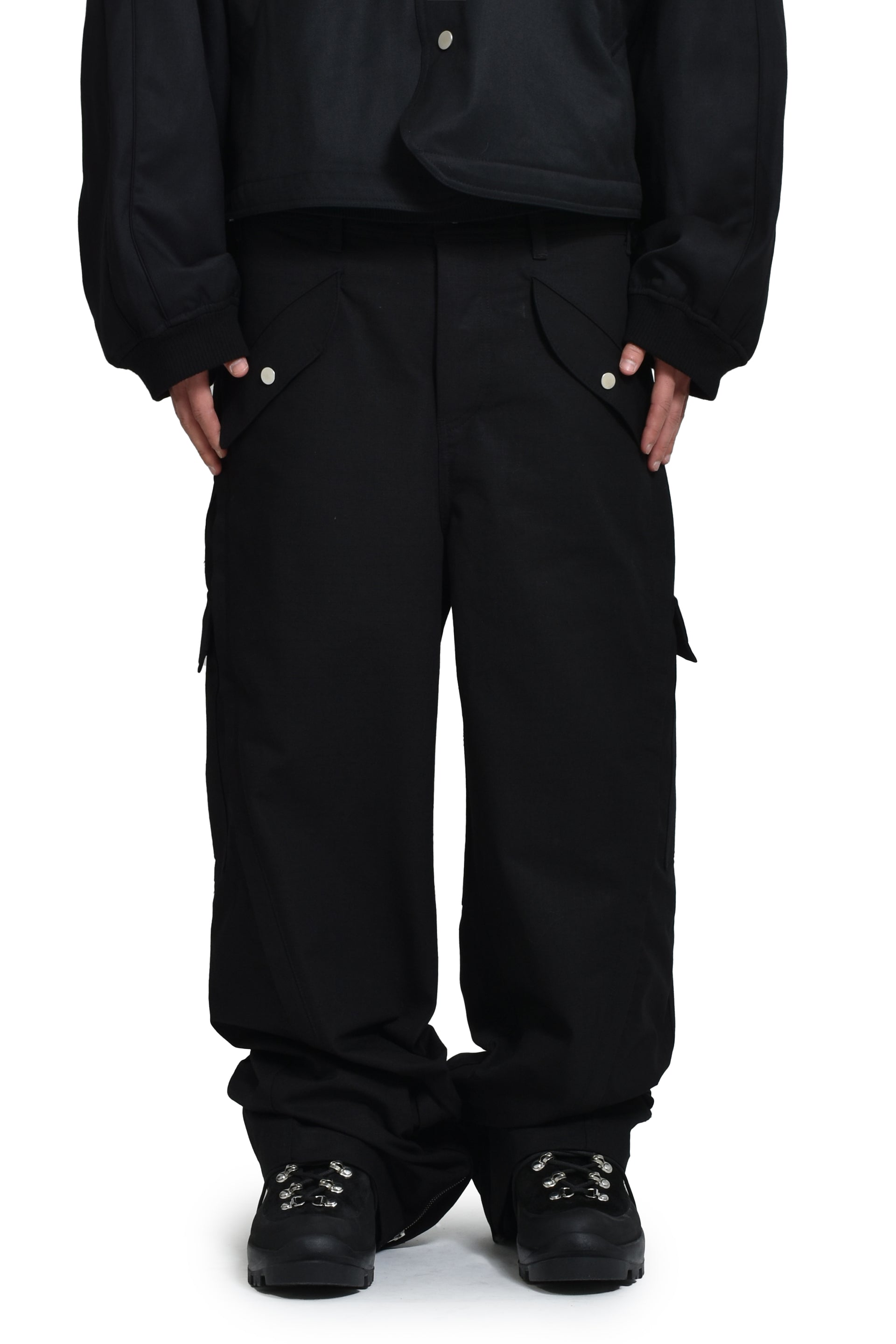 FFFPOSTALSERVICE SS25 3-WAY ZIP CARGO TROUSERS / BLK - NUBIAN