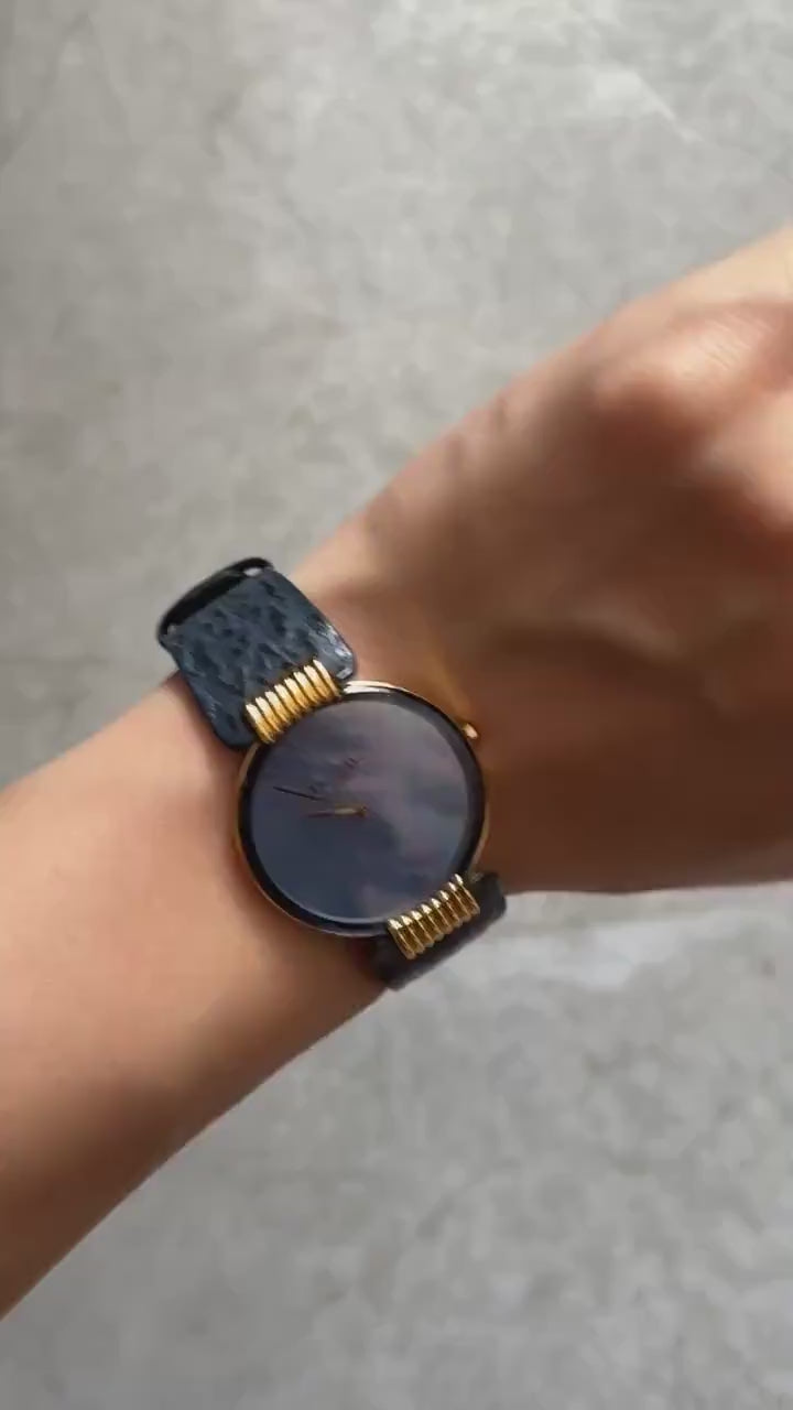 Christian Dior バキラ シェル ウォッチ ブルームーン ヴィンテージ 腕時計