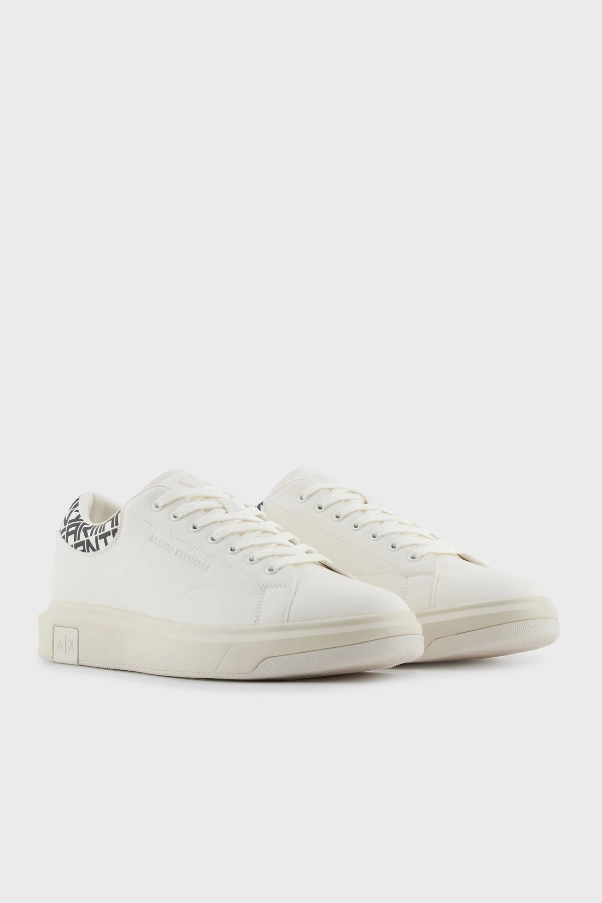 Armani Exchage Logo Detaylı Sneaker Erkek Ayakkabı XUX123 XV761