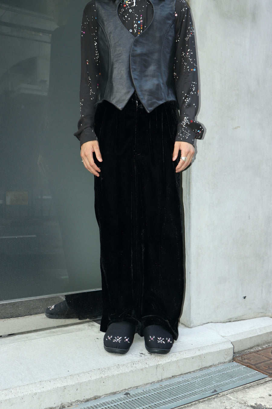 MASU(エムエーエスユー)のVELVET WIDE TROUSERS BLACKの通販｜PALETTE