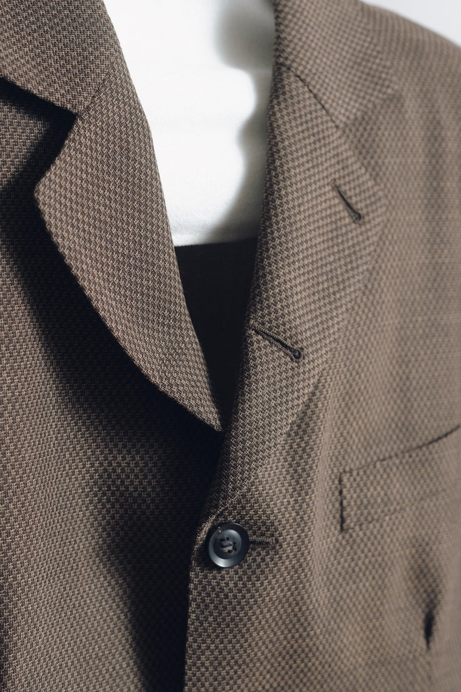 SOSHIOTSUKI(ソウシオオツキ)のWOOL SERGE SLIM FIT JACKETの通販