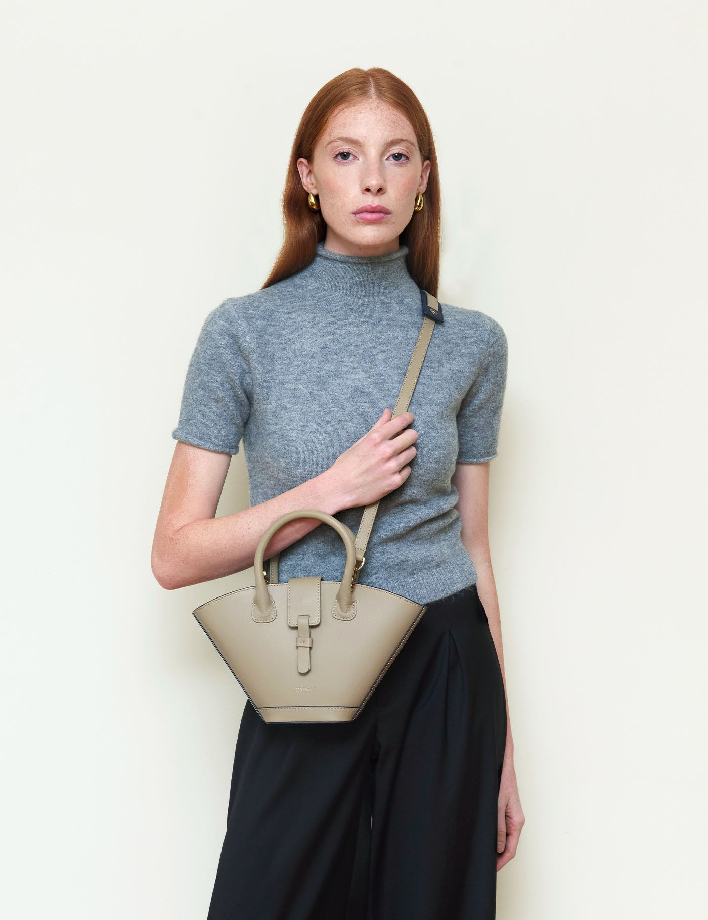 bolso-mini-lumiere-taupe-