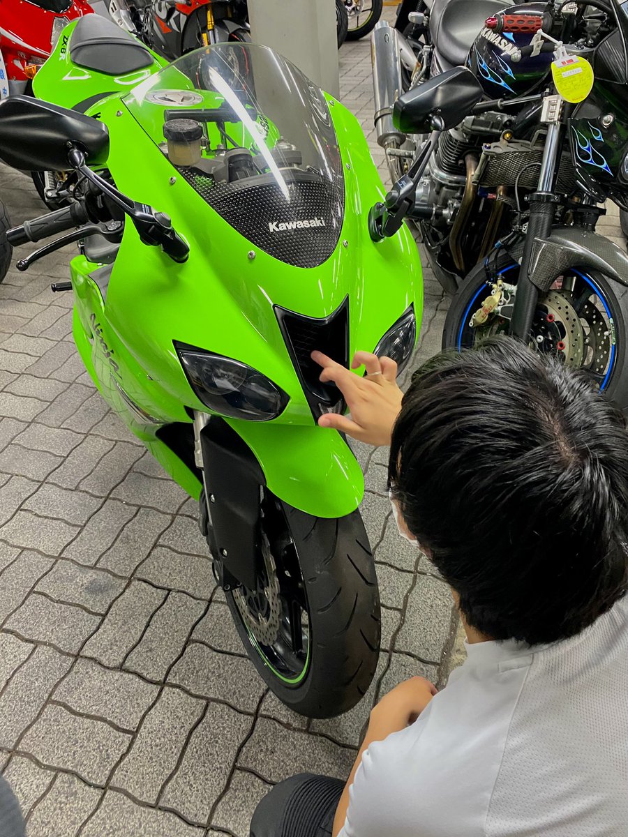 本当に申し訳ない。 バイク。契約してきました。 ZX-6Rです。川崎が