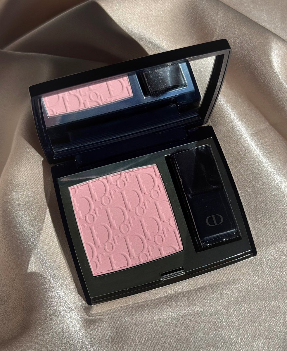 Dior 伊勢丹限定 ルージュブラッシュ チーク 271 ピンクマニアマット