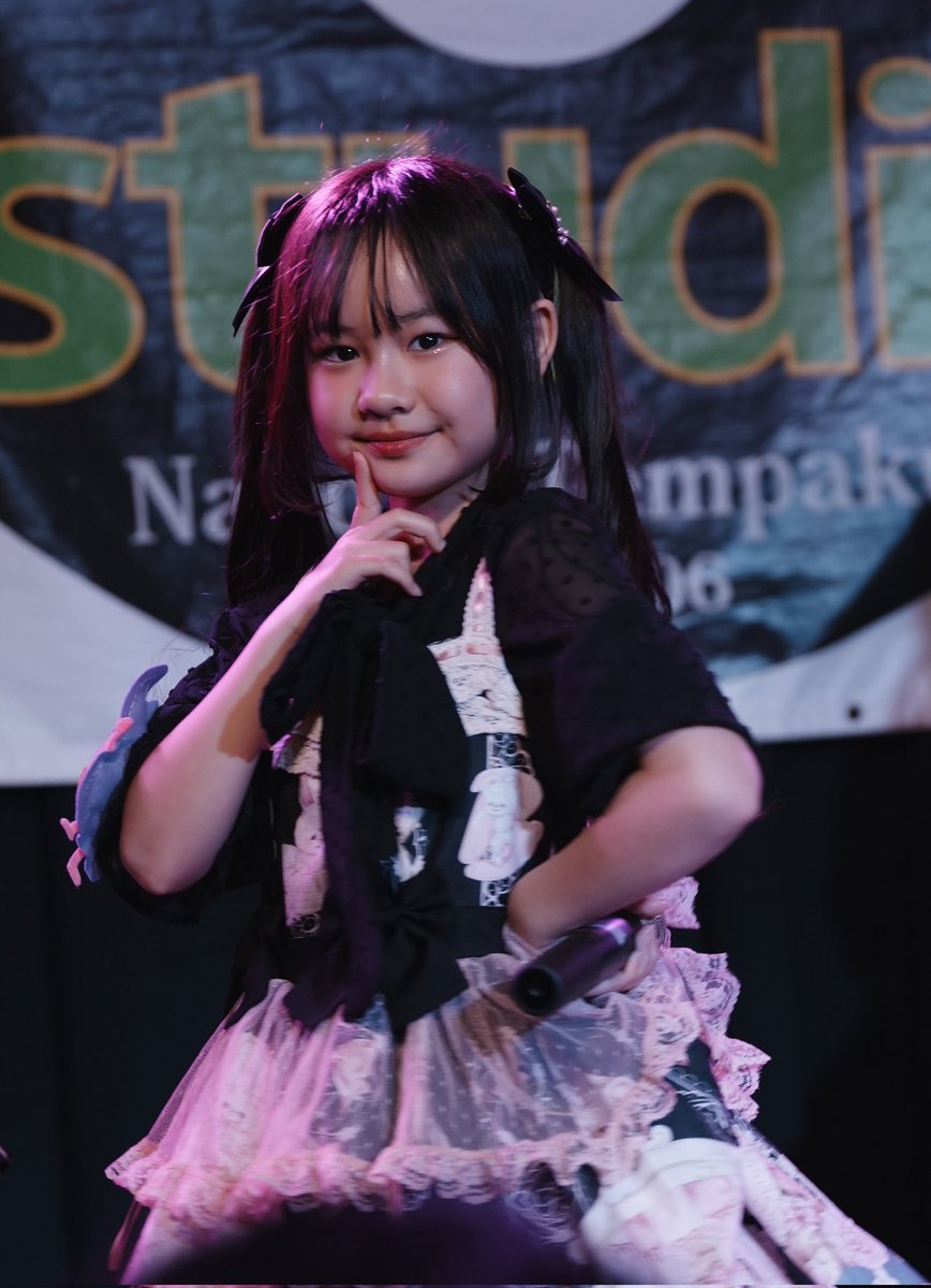 かわいい写真を撮ってもらいました🧡 ありがとう😆😆 すっちゃんでした🍊