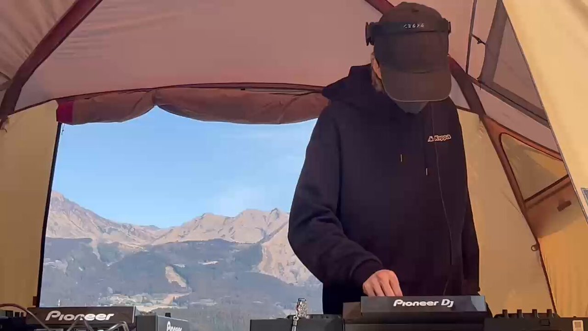 ケイタミンと阿蘇山