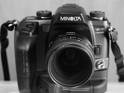 デジタル一眼レフ・クラッシックス（18）「SONY α77Ⅱ」 : 【匠の