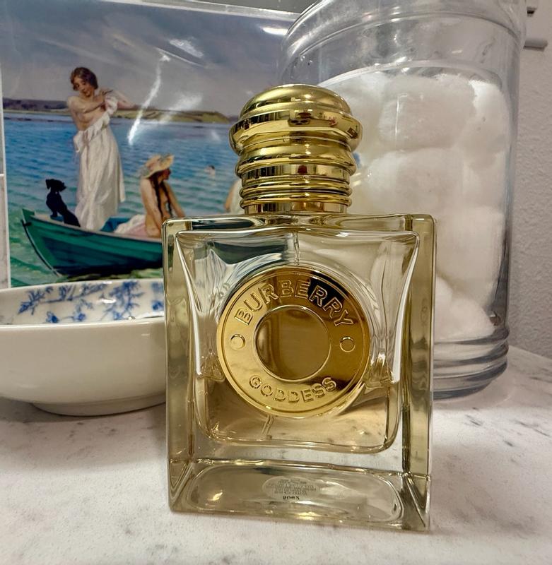 Burberry Goddess Eau de Parfum Gift Set ($231 value) | Bloomingdale's