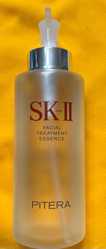 Facial Treatment Essence with 90% PITERA™