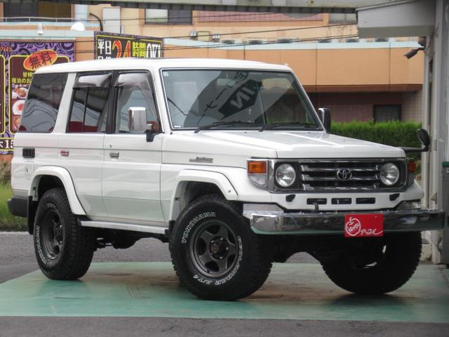 TOYOTA LAND CRUISER 70 ZX | 2002 | WHITE | 290818 km | details
