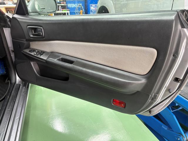 日産 スカイライン 平成12年式 ER34 250GT ターボ ドアロック ドア