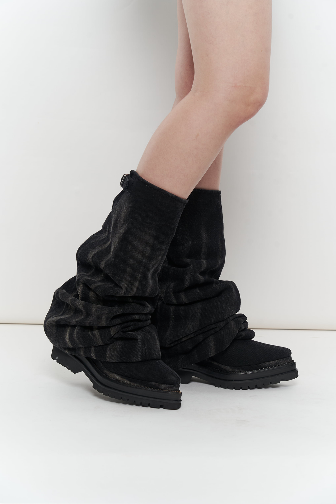 SHOES – POOLDE